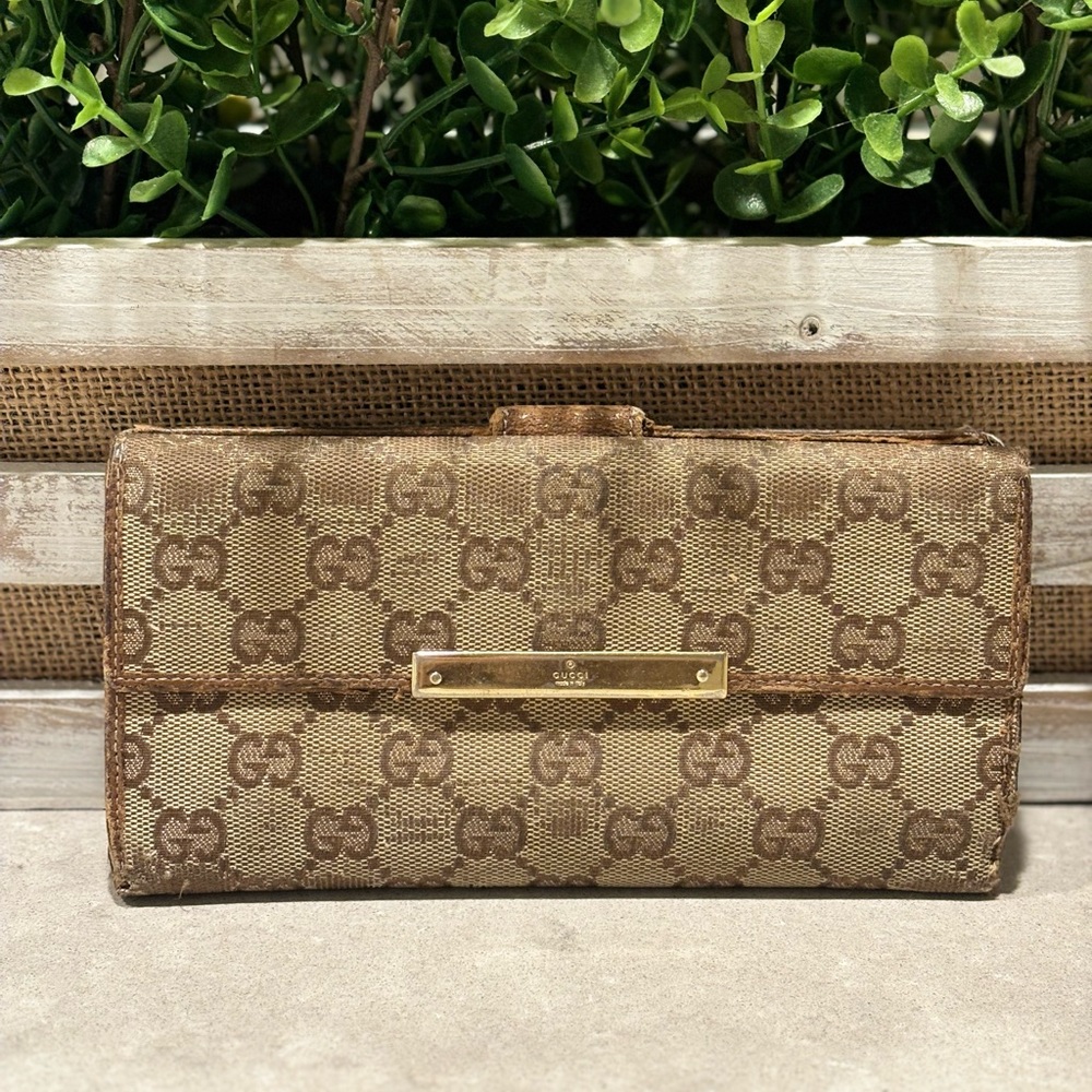 Gucci Continental Wallet